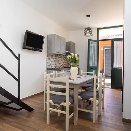 Holiday home Casa Chiara E Giuseppe Riposto